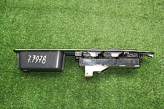 28K73978
