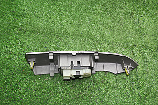 9K4390_1
